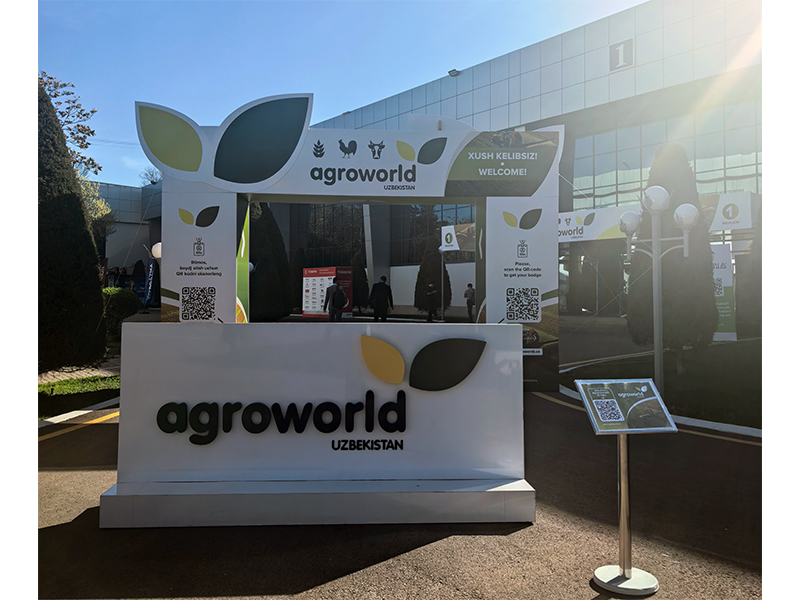卓一牧业亮相乌兹别克斯坦“AgroWorld”，智能养鸡设备“智”敬中亚！